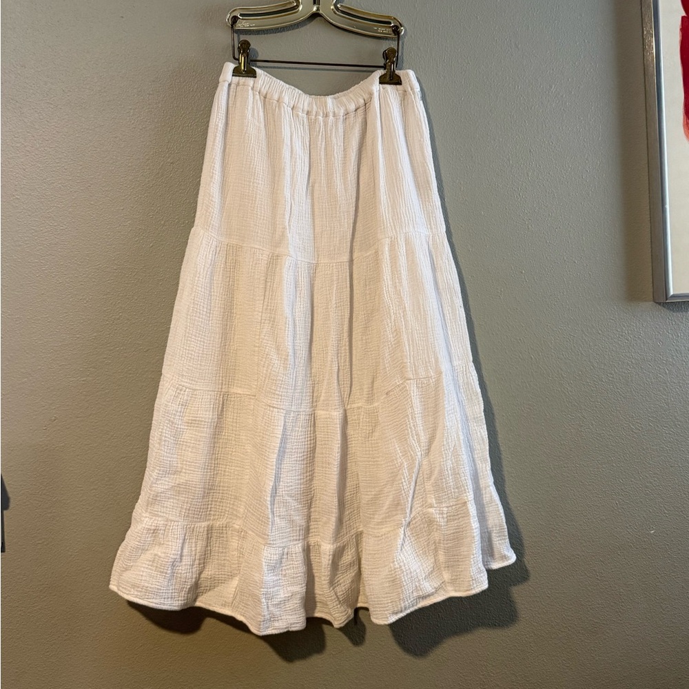 Calvin Klein White A-Line Skirt